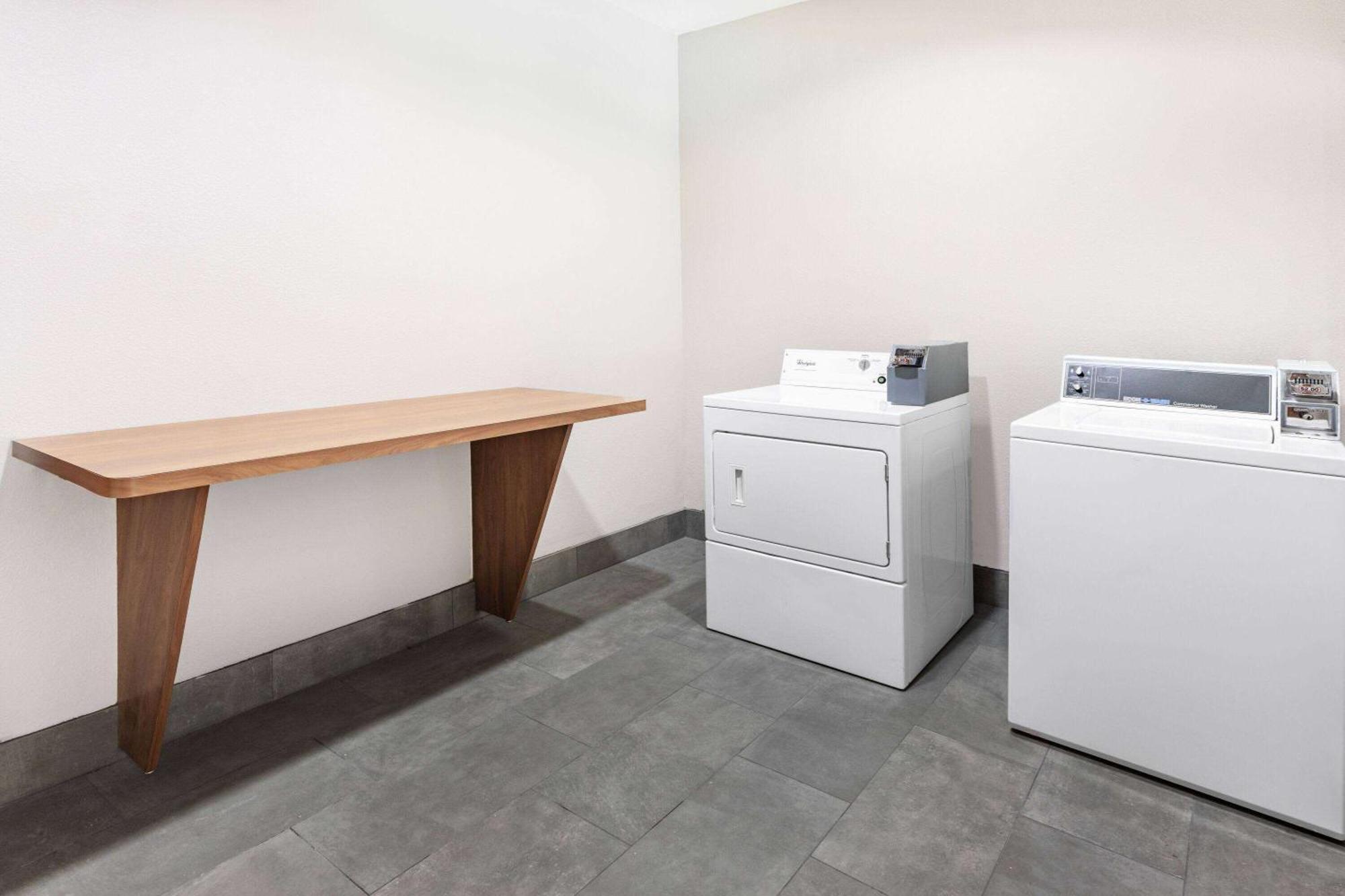 Wingate By Wyndham Houston Bush Intercontinental Airport Hotell Aldine Eksteriør bilde